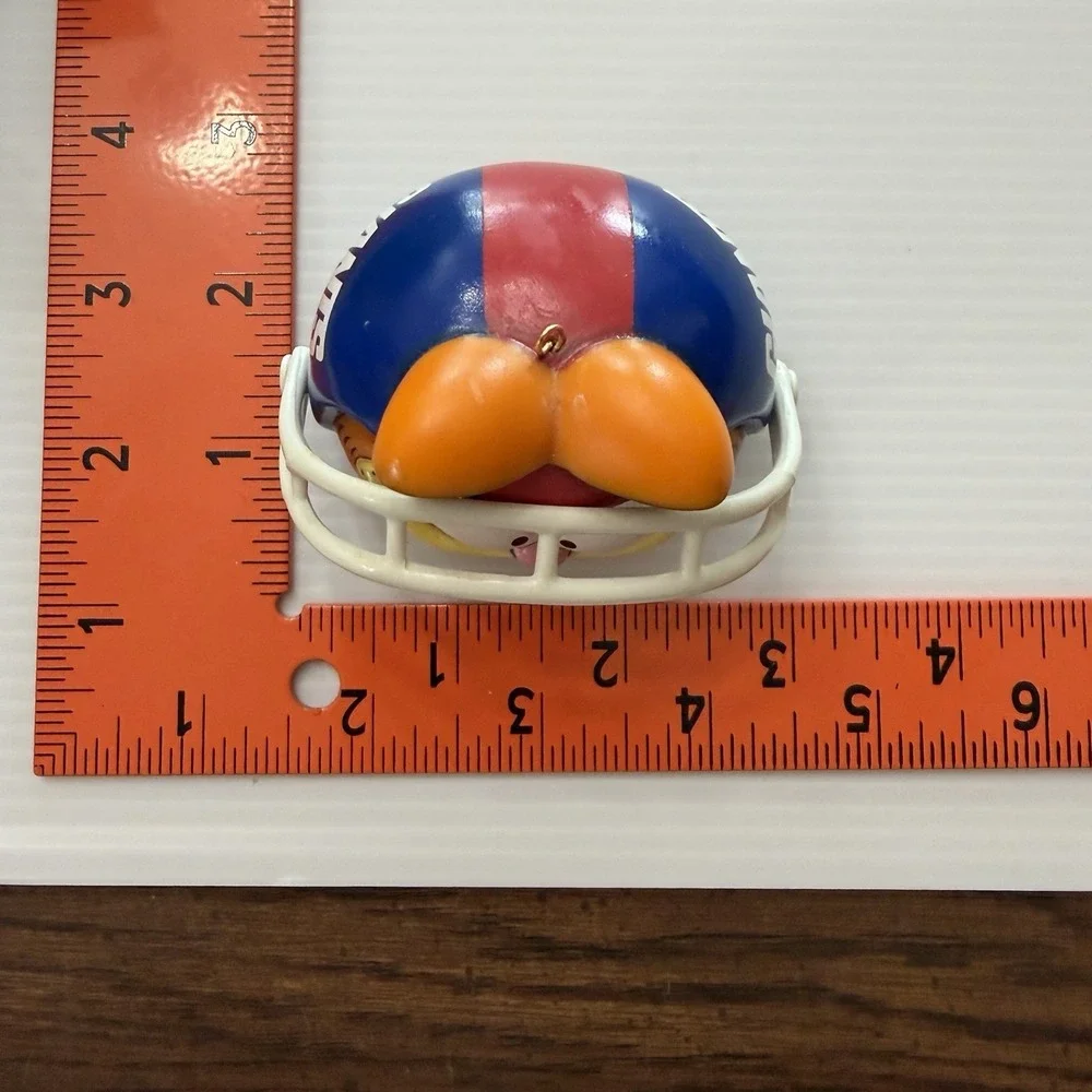 Vintage Garfield NY Giants Football Helmet Enesco Christmas Ornament
